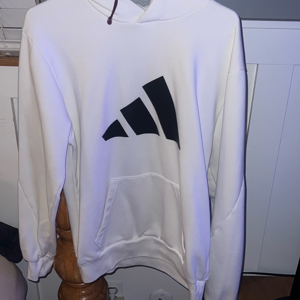 White champion hoodie